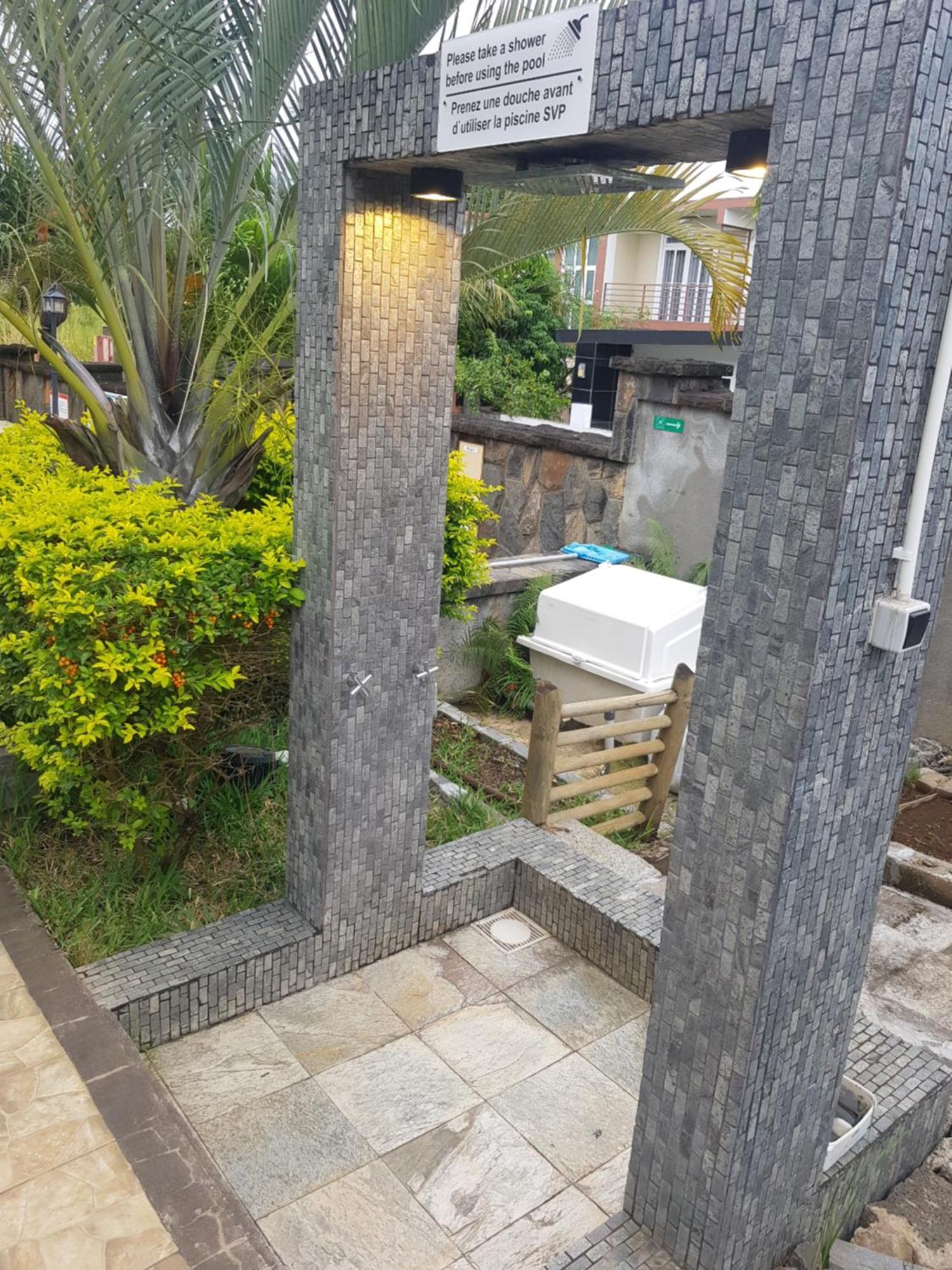 Villas Rocher Grand Bay Buitenkant foto